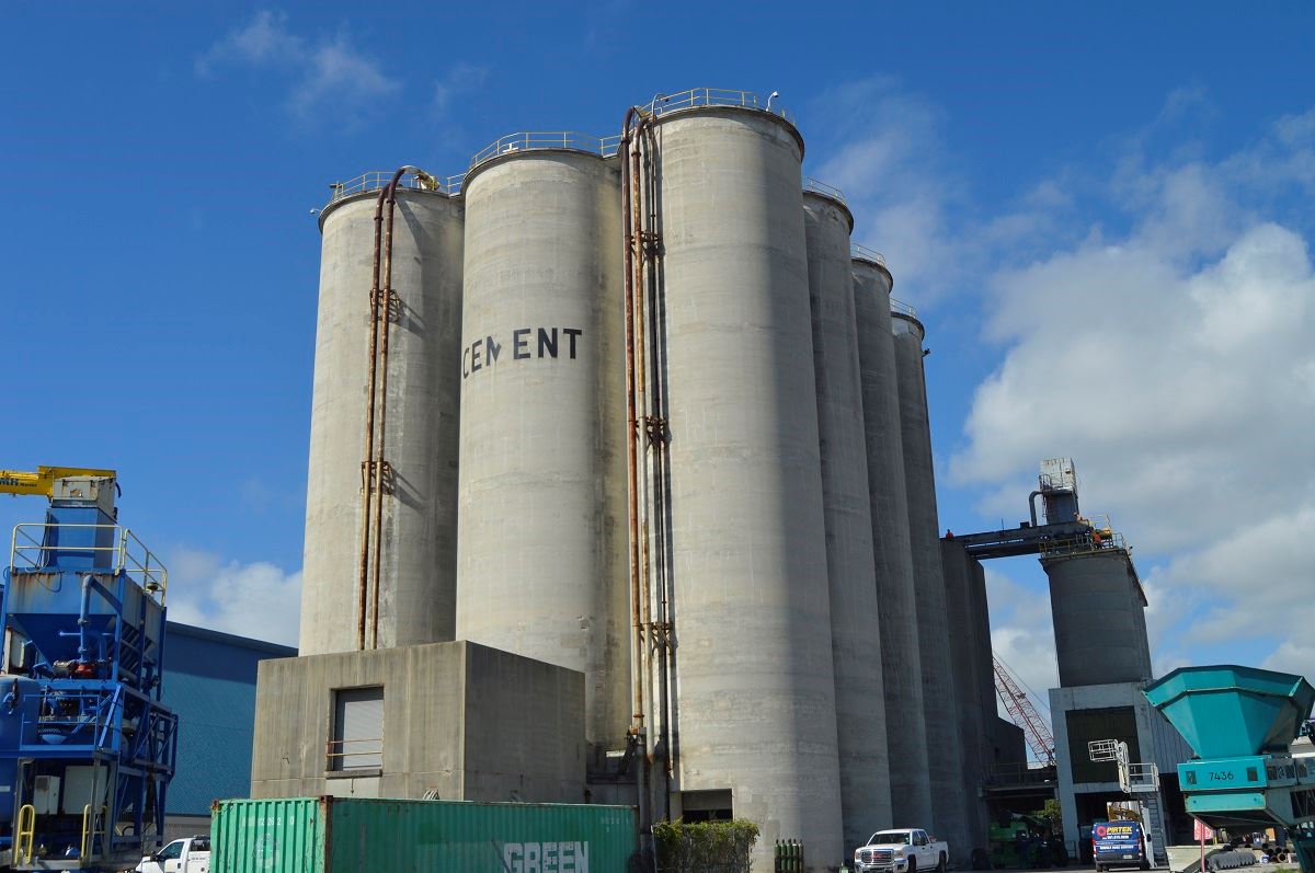 Cemex silos