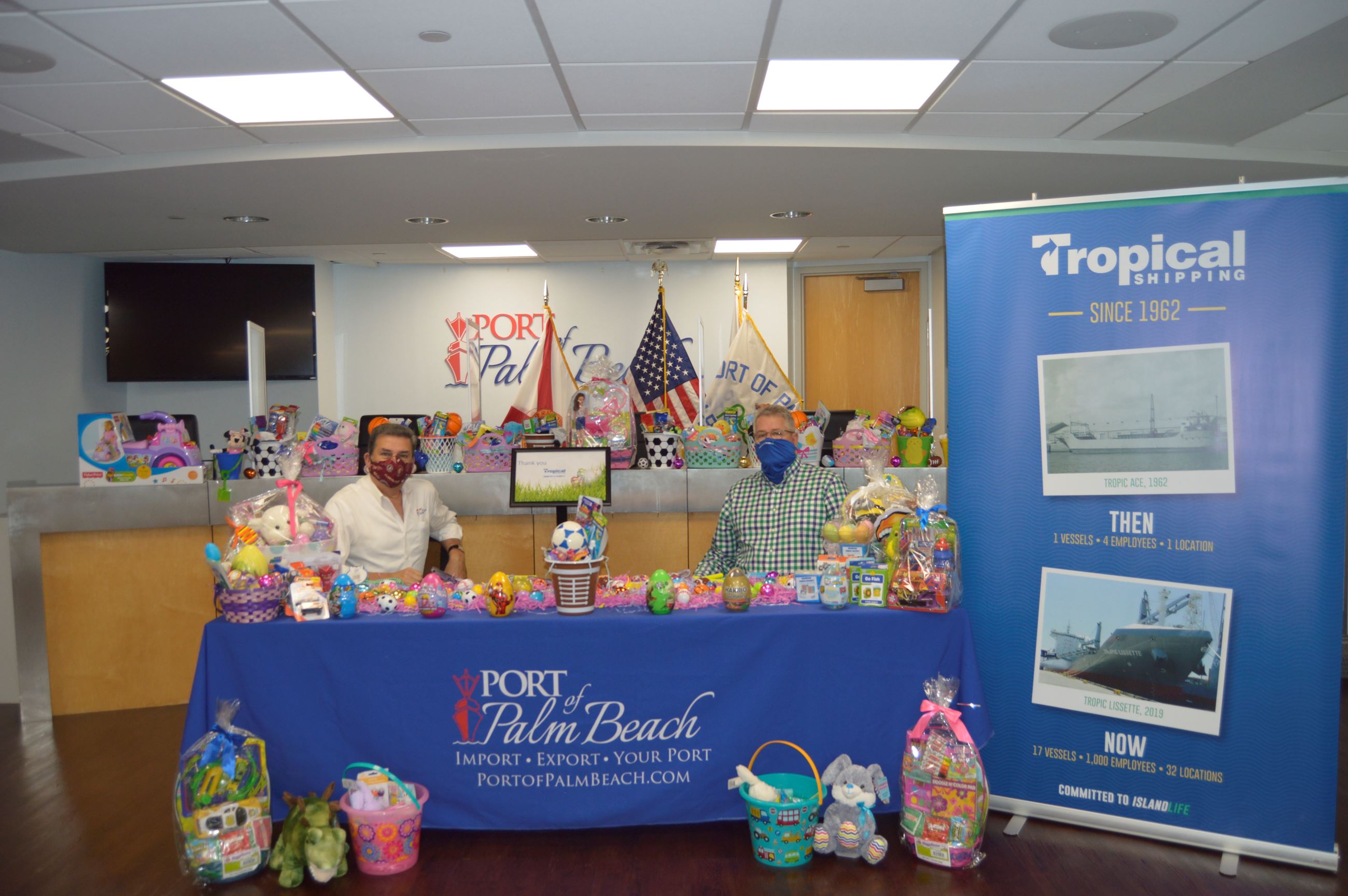 Port ED Manuel Almira and Tropical Shipping's CEO Jeff Fiser with donated baskets