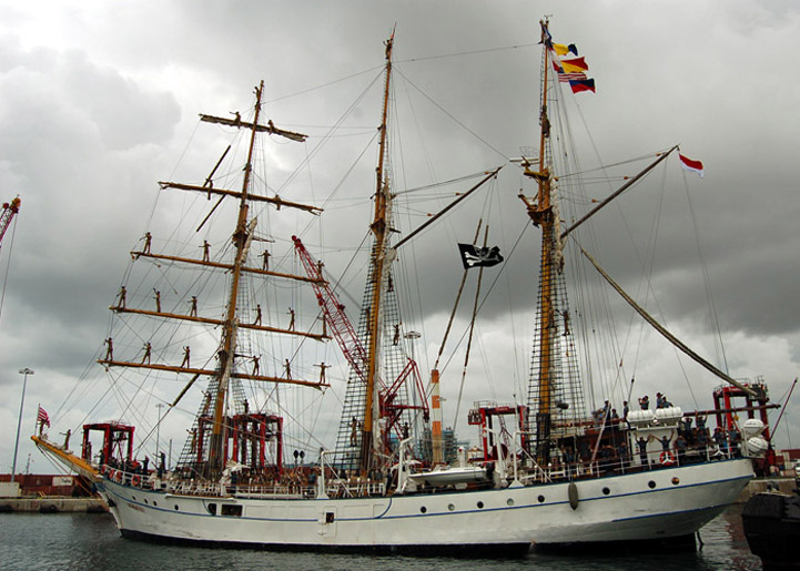 KRI Dewaruci - July 2007